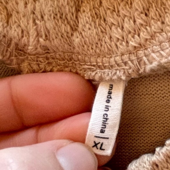 Suzanne Betro Women beige Cable-Knit Cowl Neck Sweater Size XL classic coastal - Picture 5 of 6